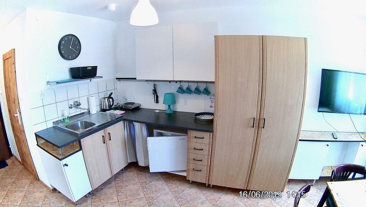 Czarny Bursztyn Apartment Dziwnowek Exterior photo